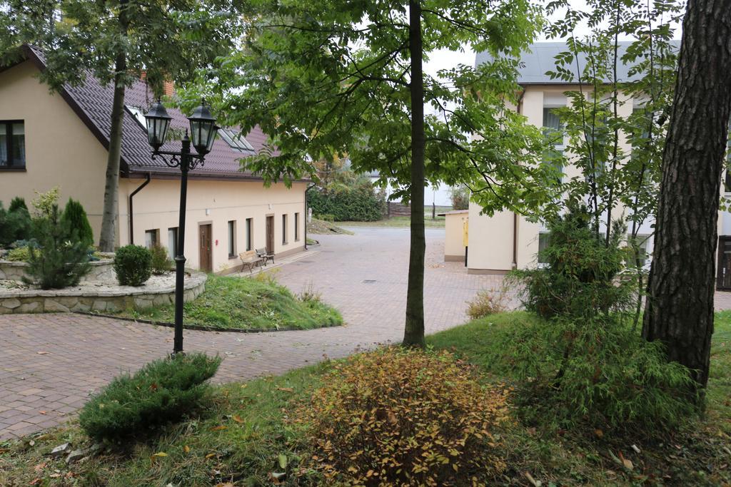 Hotel Lachowka Krepiec Luaran gambar