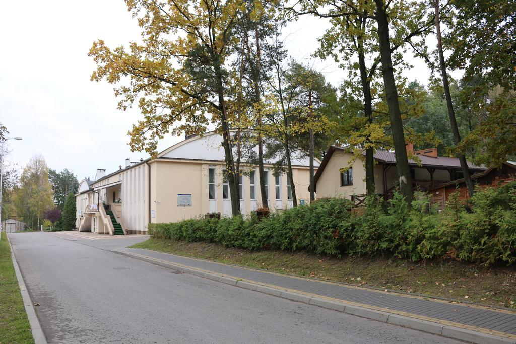 Hotel Lachowka Krepiec Luaran gambar